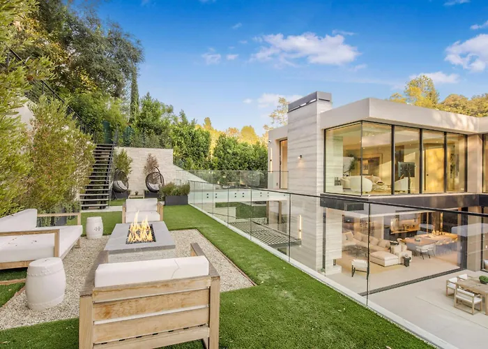 Hutton Modern