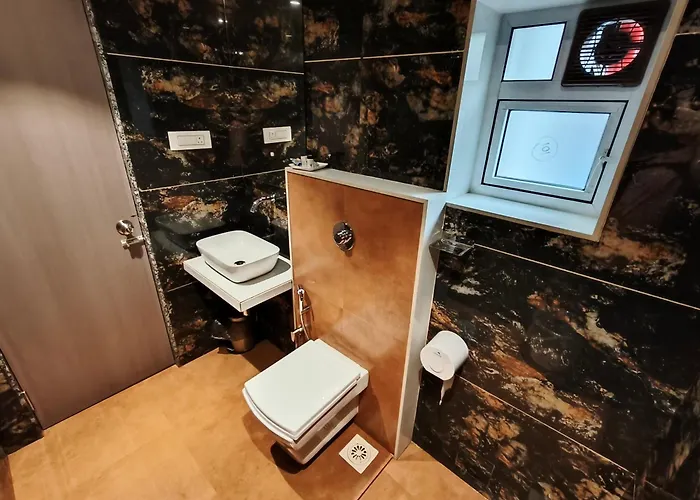 Hotel Pearl Residency Thane