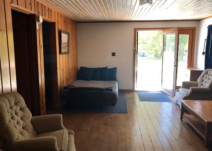 Steffen'S Cedar Lodge