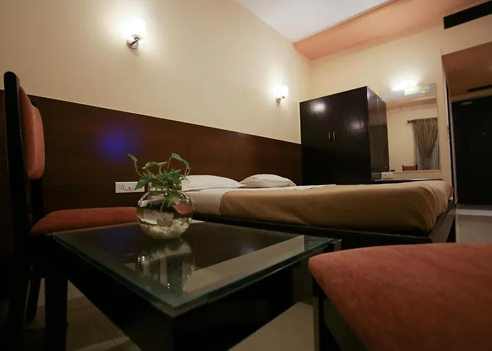 Philomena Hotel & Apartment