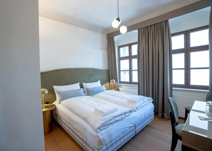 Maxim Suites By Elias Holl
