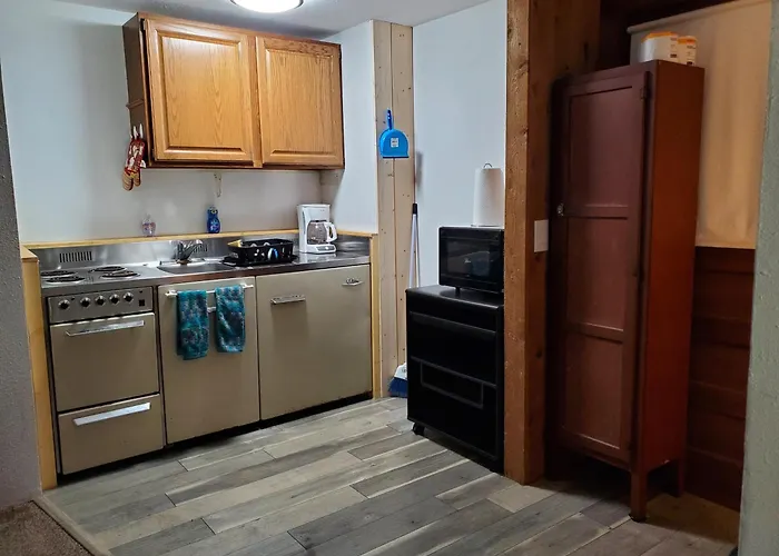Steffen'S Cedar Lodge