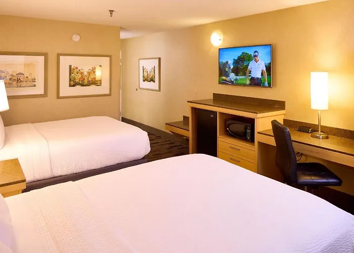 Livinn Hotel Cincinnati North/ Sharonville