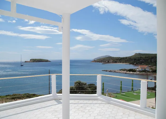 Poseidon Apartments And Villas By The Sea