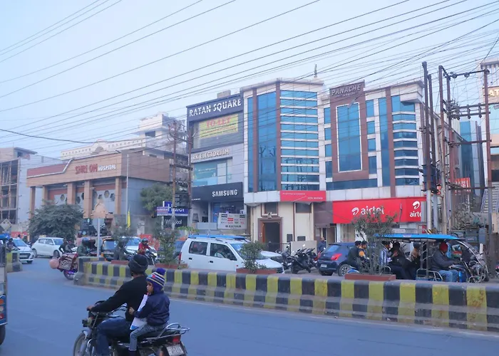 Hotel Panache 500 Mtrs From Shri Krishna Janma Bhumi Teample