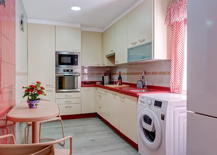Andalusian Apartment By Seric, 15' Walking To The Beach
