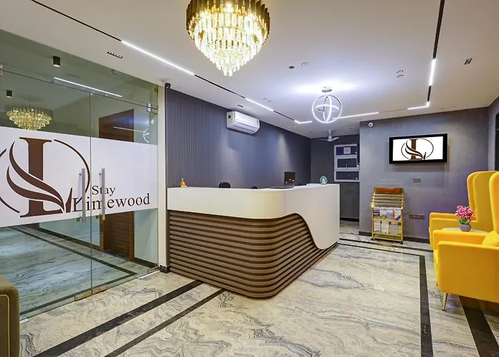 Limewood Stay Premium Studios - Near Sector 29