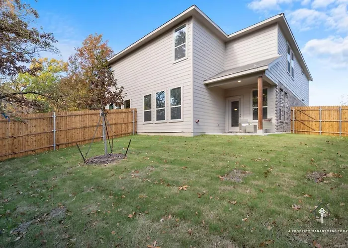 New Build In Prime Location Close To Unt Twu And Dt Denton