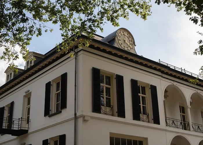Wellnessresort & Hotel De Valkenberg