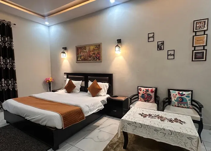 Hotel Tulsi Inn