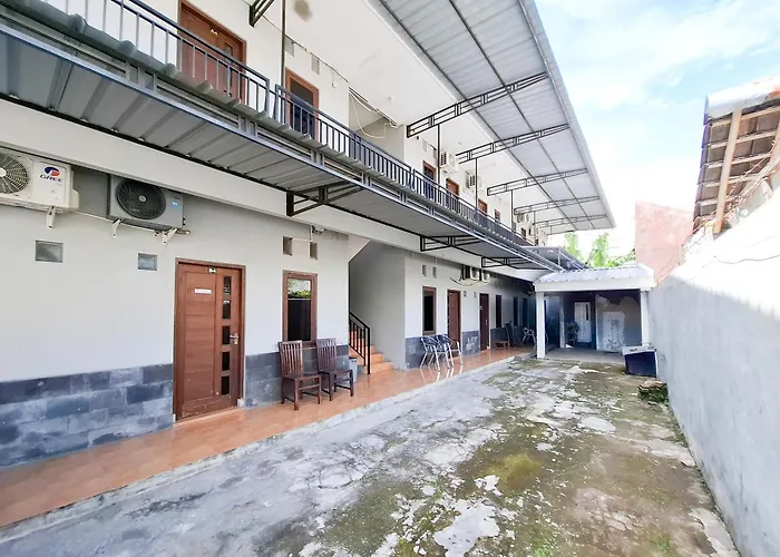 Reddoorz Near Jalan Slamet Riyadi Solo
