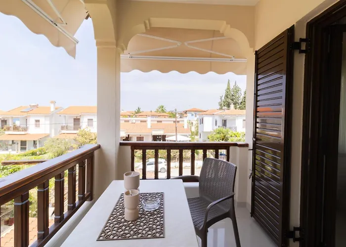 Kassandrinos Apartments Apostolos
