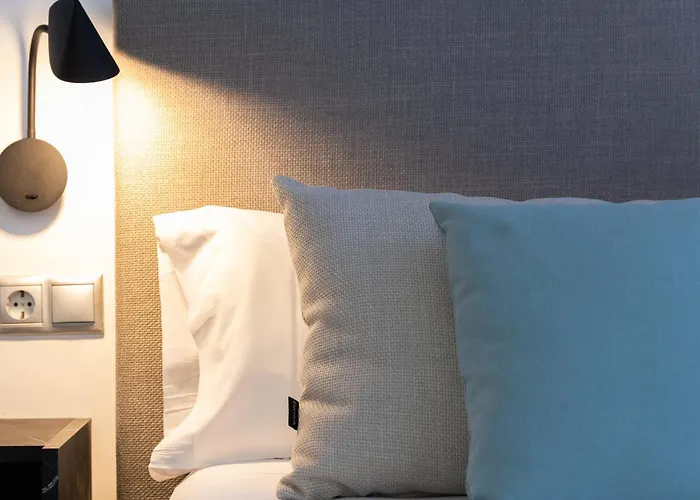 Guillman Suites