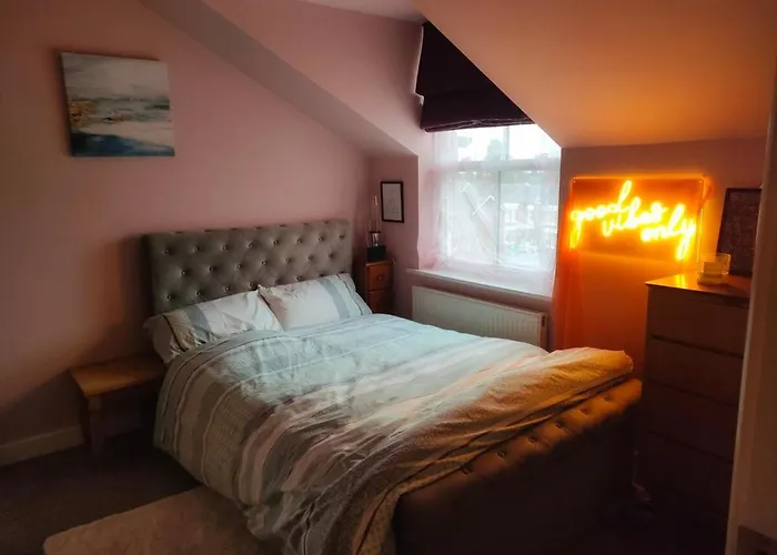 Cosy Flat In Central Wellington