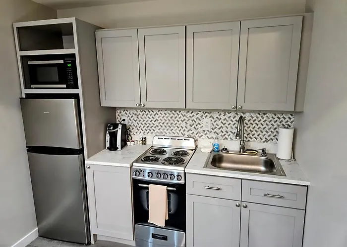 New Modern Studio In Maryville -105
