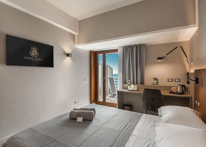 Hotel Porto Roca