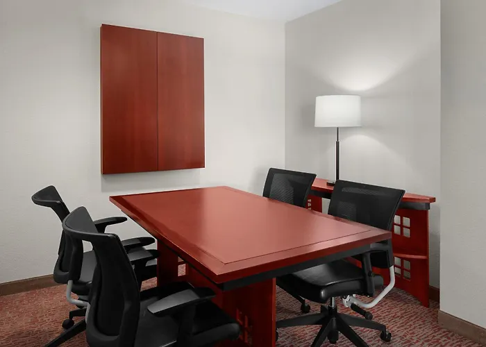 Larkspur Landing Extended Stay Suites Campbell