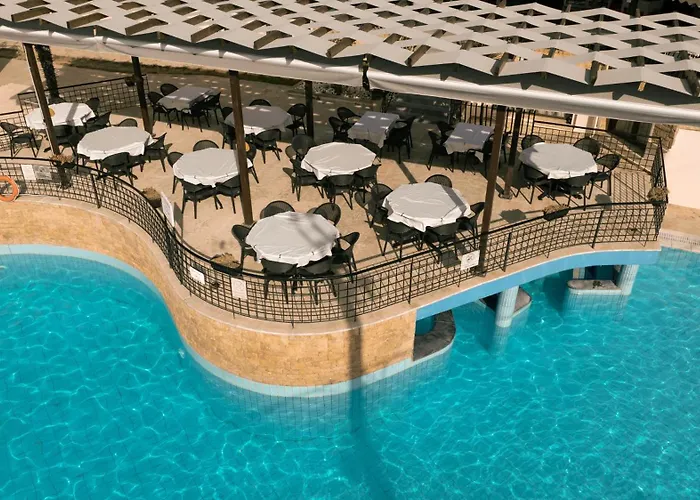 Hotel Makednos
