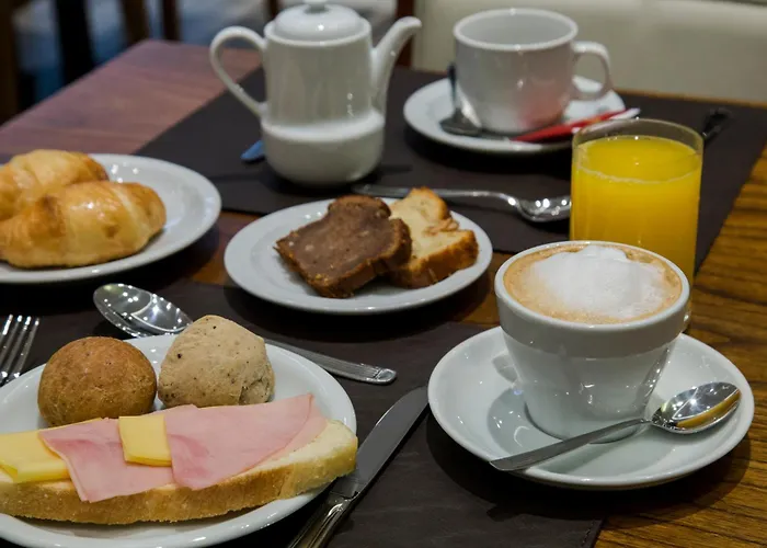 Hotel Land Plaza La Plata