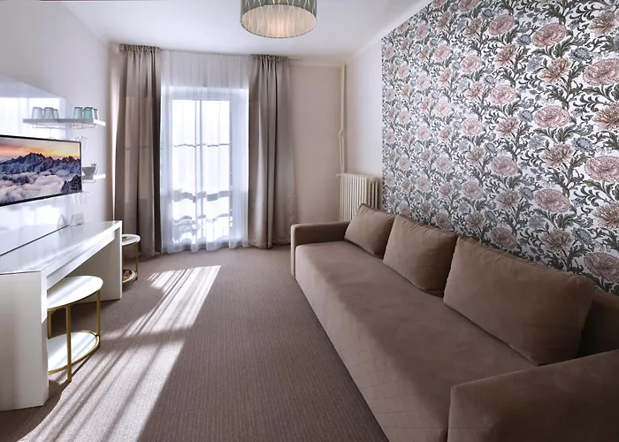 APLEND Hotel Lujza Major