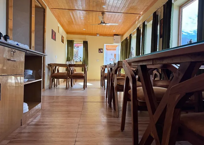 The Vintage Hill Village - Himalayan Boutique Resort