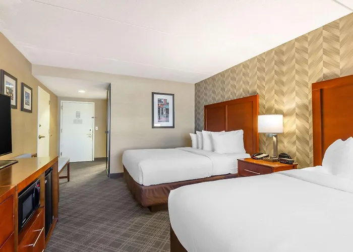 Comfort Inn & Suites Logan International Airport