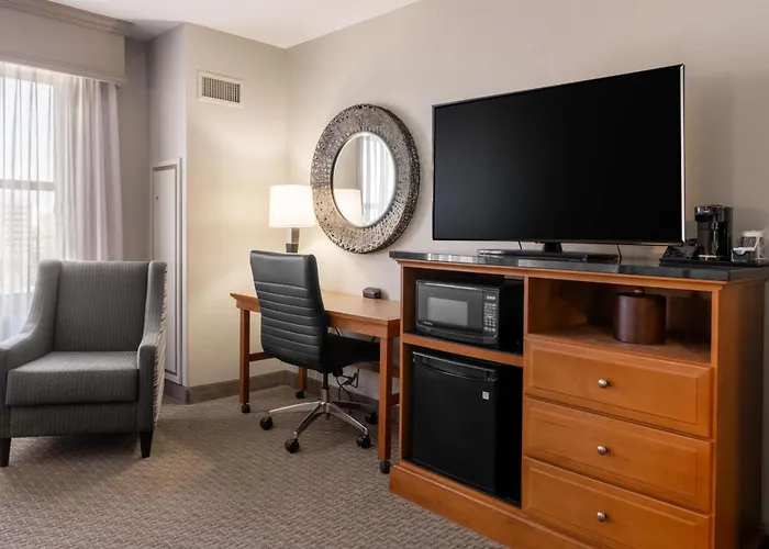 Drury Plaza Hotel Broadview Wichita