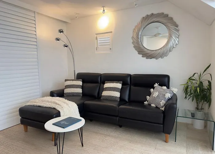 Oasis Rooftop Spa Apartment