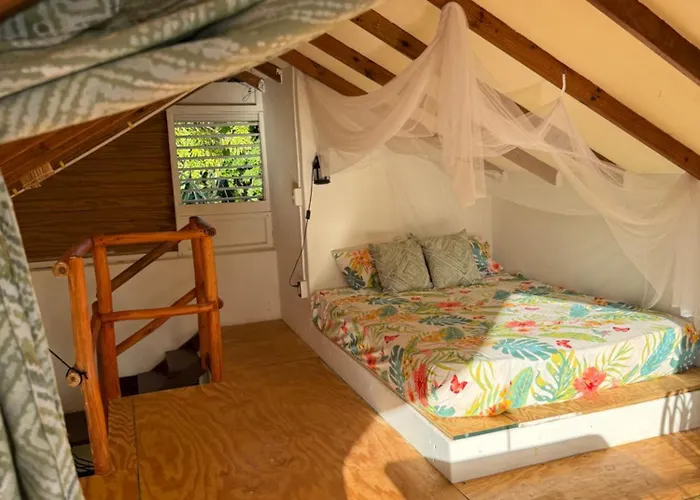 Yes Papa! Rooms Only 100M From The Beach!