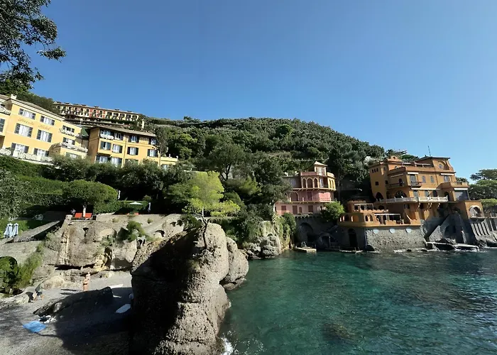 Portofino Deluxe Family Suite - Balcony, Sea View, Private Hotel Beach