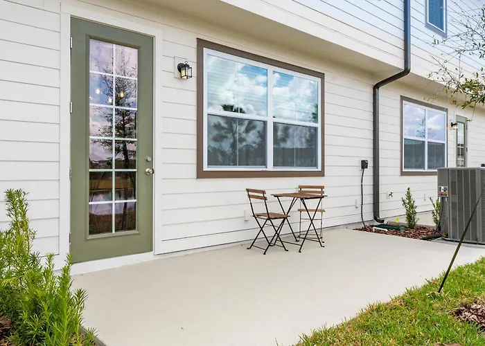 Pet Friendly Luxury Escape Minutes From Disney 347