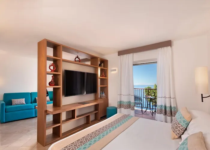 El Faro Hotel&Spa