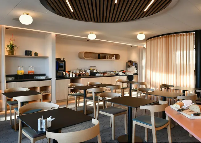 Holiday Inn Reims Centre By Ihg
