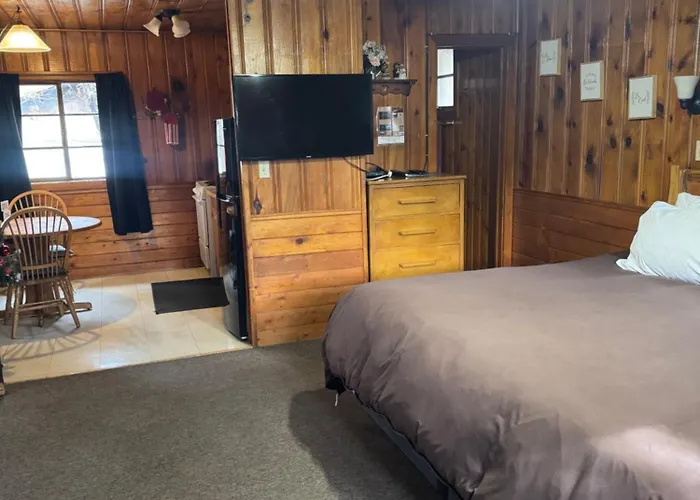 Hidden Rest Cabins And Resort