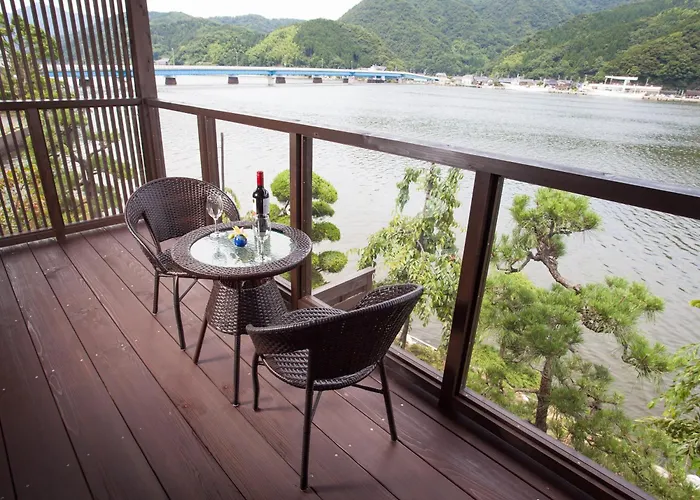 River Side Maruyama