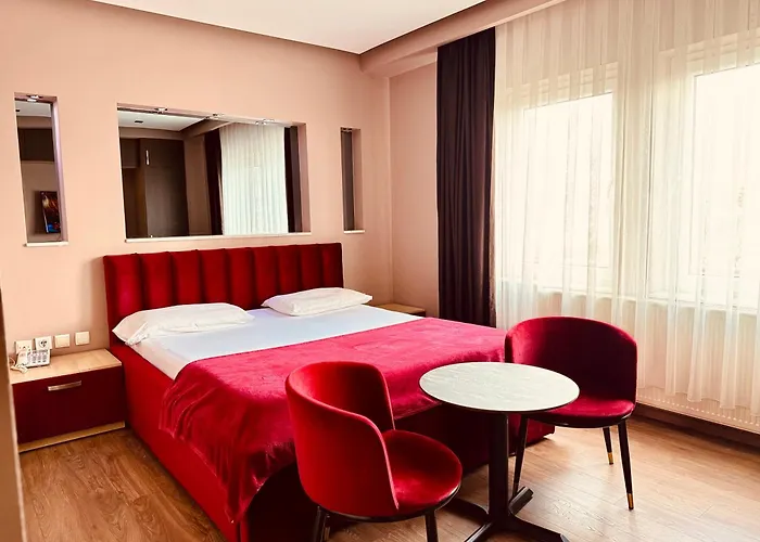 Vera Hotel-Villa