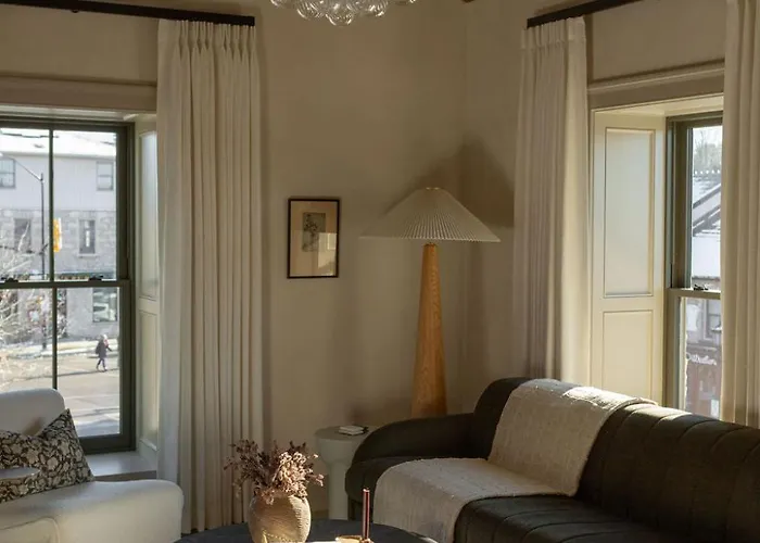 Kat Florence Hotels