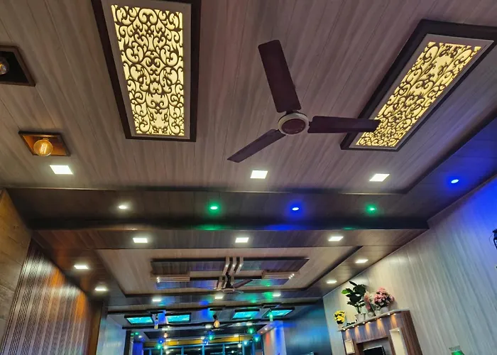 Hotel Maharaja Palace
