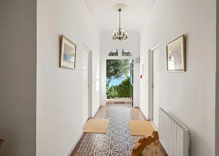 Hotel Le Roquebrune