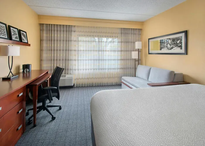 Courtyard By Marriott Mt. Laurel