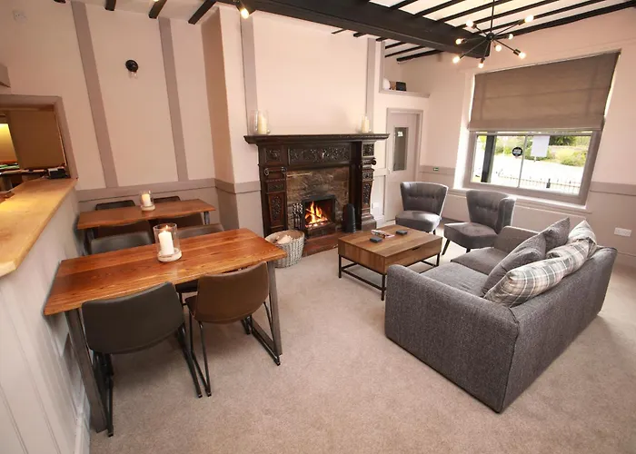 Oyo Glyn Valley Hotel