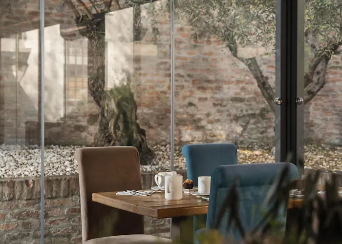 Maxxim Hotel & Loft