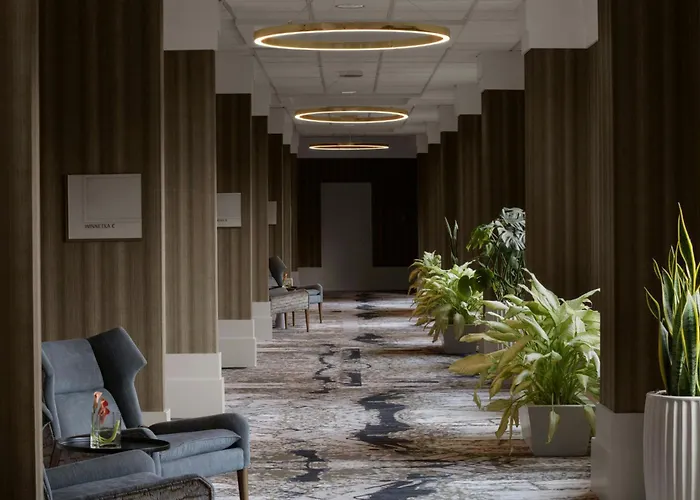 Renaissance Chicago North Shore Hotel