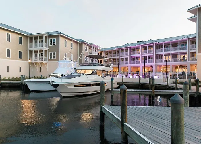 Waterline Villas & Marina, Autograph Collection
