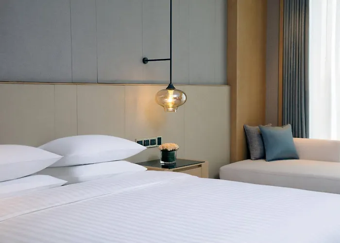 Courtyard By Marriott Zhengzhou Airport