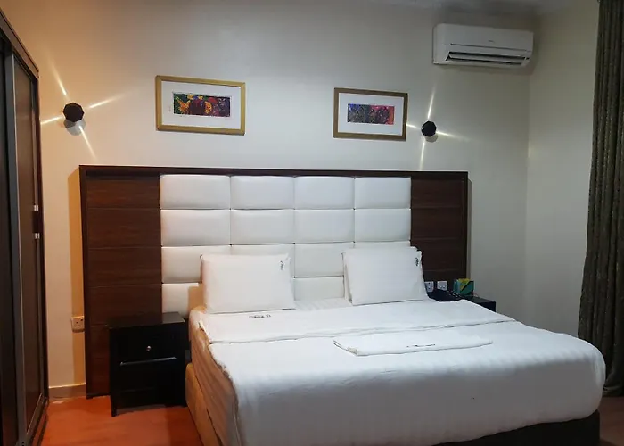 Happy Land Hotel