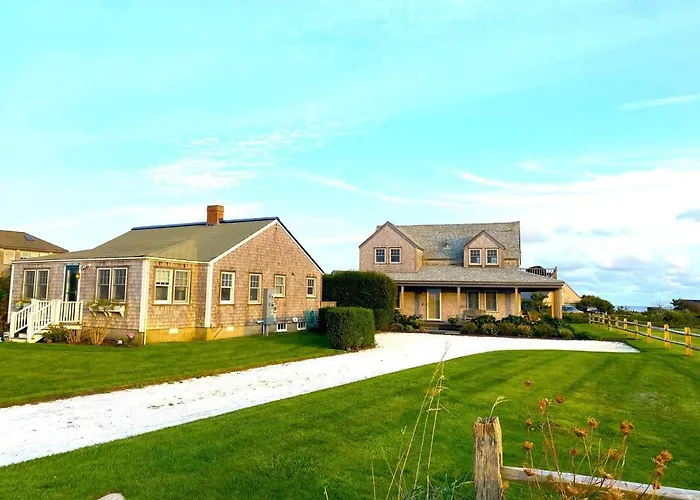 Luxury Dreamy Madaket Destination - Beachside, Ocean Views & Lifelong Memories