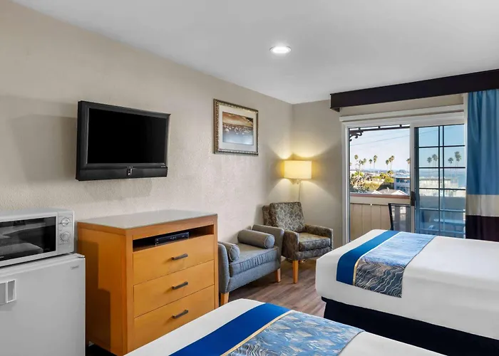 Howard Johnson By Wyndham Santa Cruz