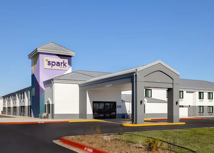 Spark By Hilton Bentonville
