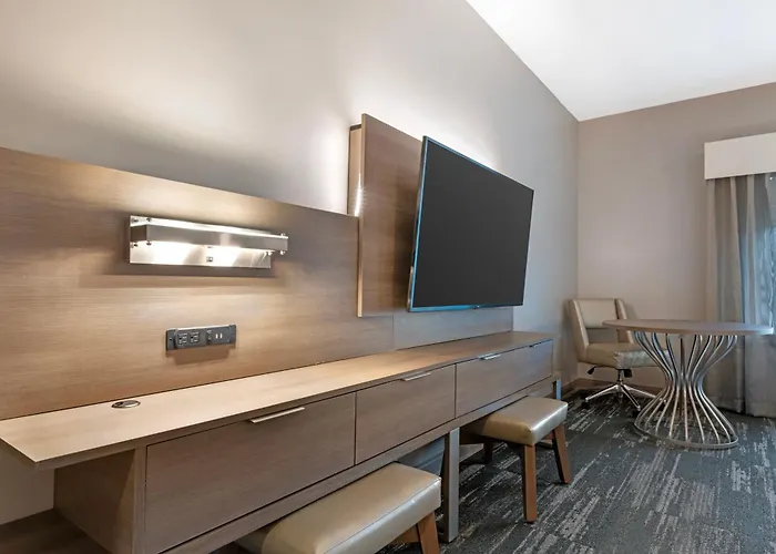 Best Western Plus Grand Rapids Mn